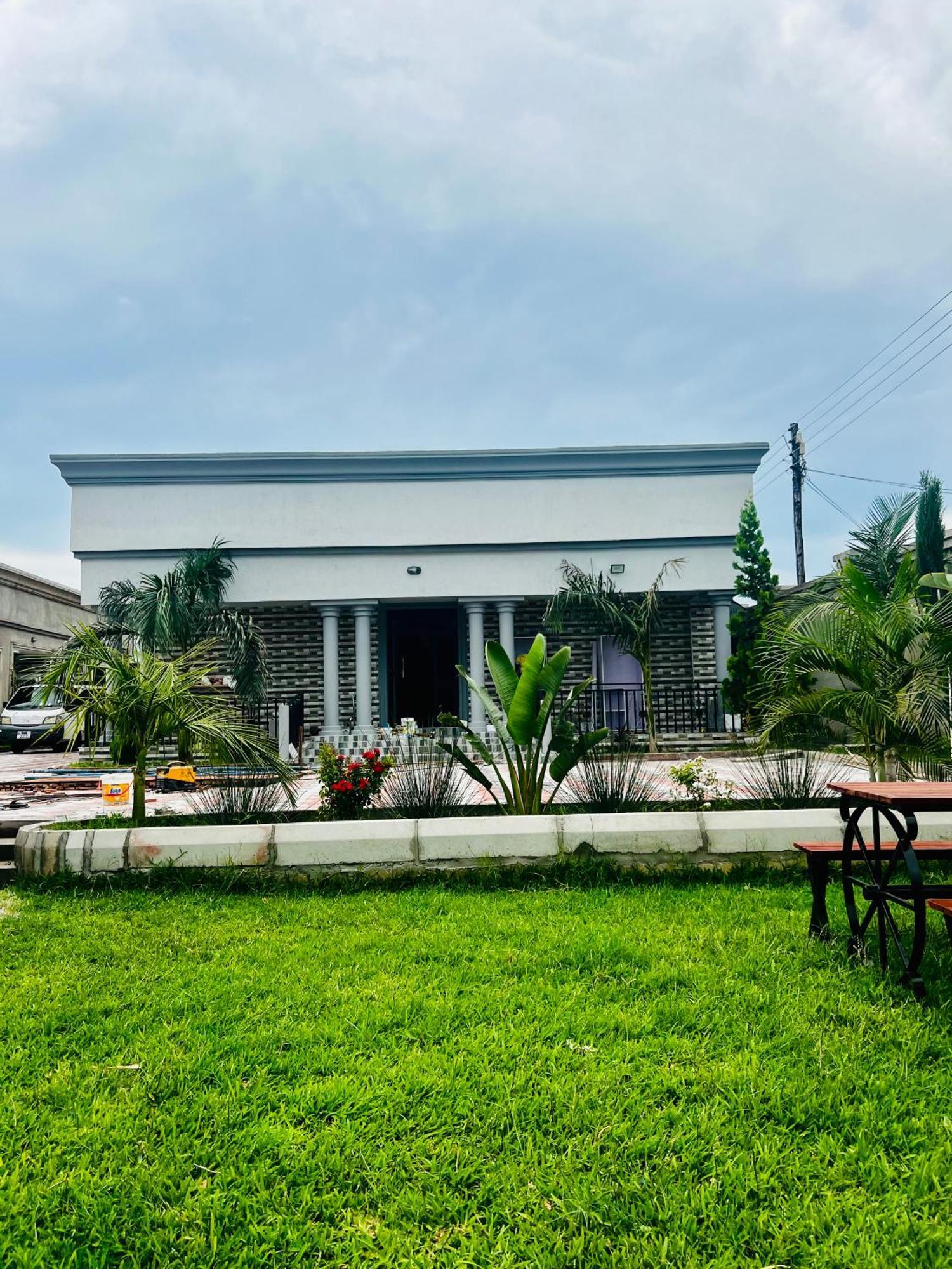 Newday Lodge Apartments Lusaka Ngoại thất bức ảnh